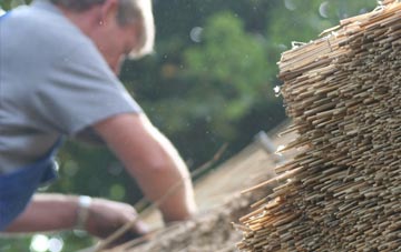 professional Thornton Le Street thatchers